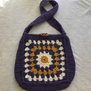 USED Purple Daisy Crochet Bag!!